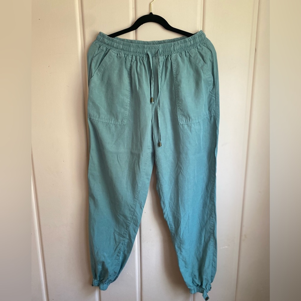 Thread and Supply women’s Teal Jogger Pants sz Medium